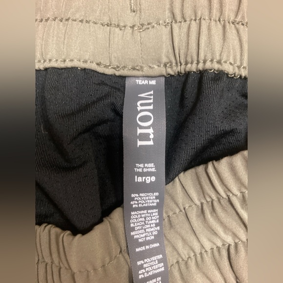 Vuori Clementine 4" Running Shorts Pistachio Green Pull on Women's Size Large - Picture 6 of 6